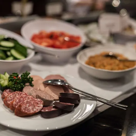 Martas Allegra מלון 3*