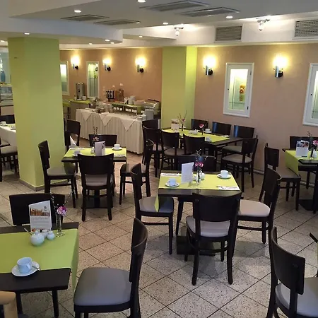 Hotel Martas Allegra 3*